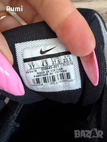 Оригинални маратонки Nike Air Max 95 GS ! 37,5 н, снимка 9 - Маратонки - 53660123