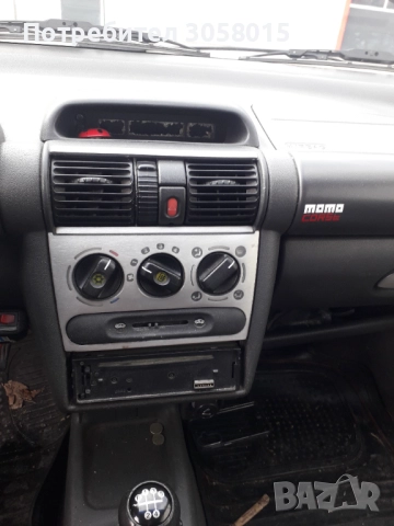 Опел Корса 1.4 бензин, снимка 9 - Автомобили и джипове - 52482781