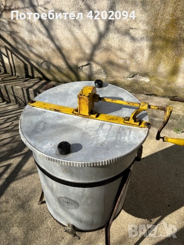 Центрофуга за мед, снимка 5 - За пчели - 53656897