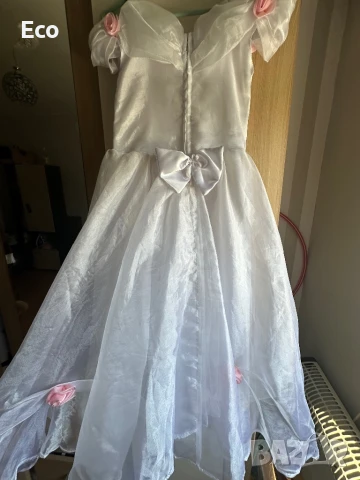 Детска булченска рокля, снимка 3 - Детски рокли и поли - 51350923