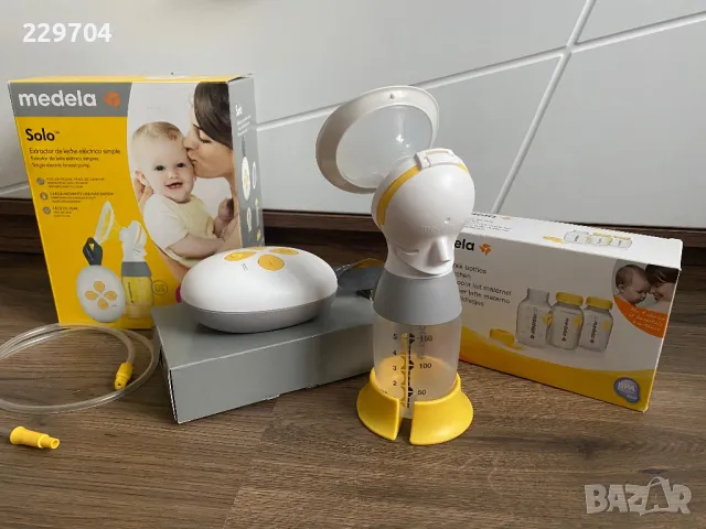 Електрическа двуфазна помпа за кърма MEDELA Solo плюс комплект шишета за кърма
