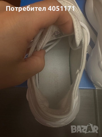 Обувки Adidas , снимка 8 - Маратонки - 53780961