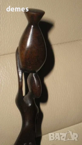 Елегантна женска фигура от абанос