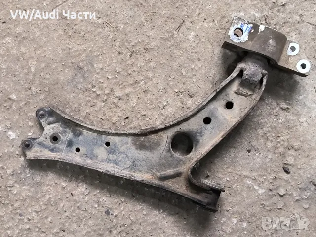 Десен носач за Голф 5 Ауди А3 Пасат Туран Джета VW Golf 5 Audi A3 8P Passat Touran Jetta  1K0407190E