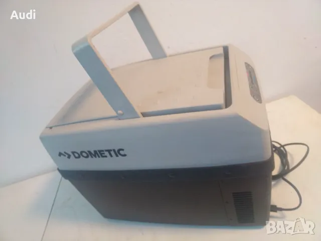 Термоелектрическа кутия Dometic-Waeco TropiCool TCX 14, 14 л, 12/24V DC/230V AC, 6.41 кг, Сива, снимка 9 - Хладилни чанти - 50048577