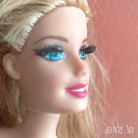 Колекционерска кукла Barbie Барби Mattel 002 4HF2, снимка 10 - Колекции - 45159377