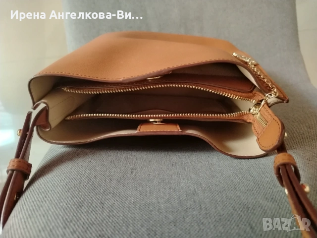 Дамска чанта, снимка 4 - Чанти - 54193795