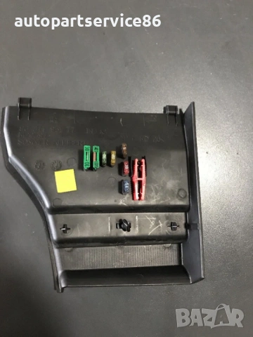 Капак за предпазители облицовка за Peugeot 307CC 2.0 16V (2005) 9637795177