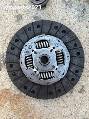 Демпферен маховик и комплект съединител 1.6TDI 105кс VW Audi Seat Skoda - CAYC/CAY, снимка 5 - Части - 53863171