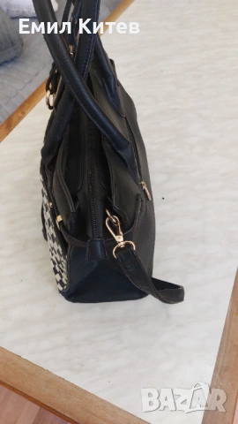 Дамска кожена чанта , снимка 3 - Чанти - 53934790