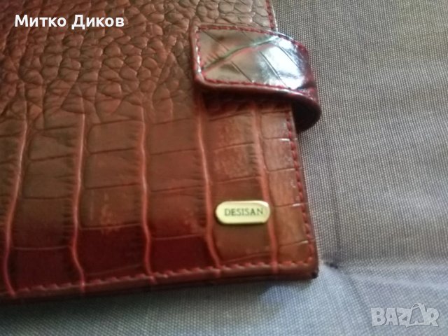 Desisan нов портфейл  визитник естествена кожа 126х113мм 40 прегради , снимка 2 - Портфейли, портмонета - 51423455