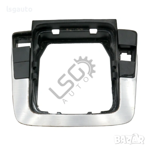 Лайсна около скоростен лост Volkswagen Passat (B6) 2005-2011 ID: 157790