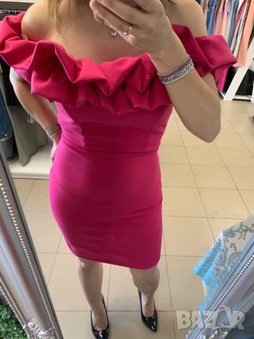 🩷Елегантна къса рокля с ефектно деколте  , снимка 4 - Рокли - 50622973