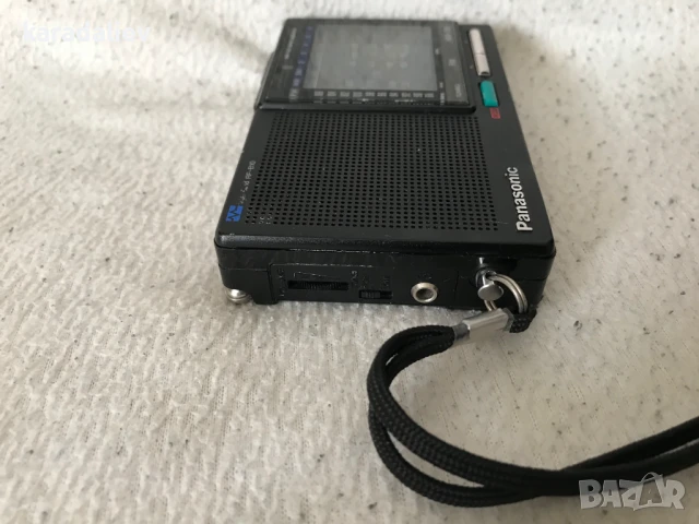 Оригинално японско радио(транзистор)Panasonic RF-B 10, снимка 4 - Друга електроника - 51229604