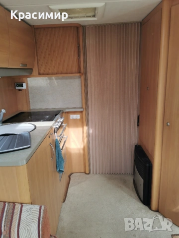 Каравана Swift , снимка 9 - Каравани и кемпери - 53973202