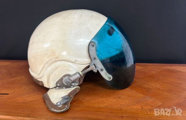 Пилотски шлем, снимка 1 - Антикварни и старинни предмети - 46342732