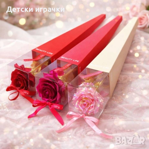 Роза декоративна със златно стъбло в подаръчна кутия, снимка 3 - Подаръци за жени - 53169560