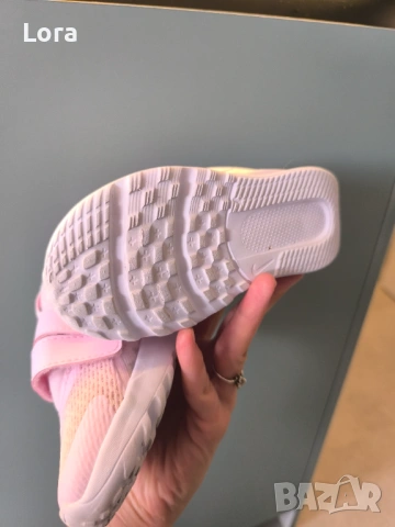  Детски маратонки Nike за момиче / размер 26 / стелка 15см, снимка 7 - Детски маратонки - 53790462