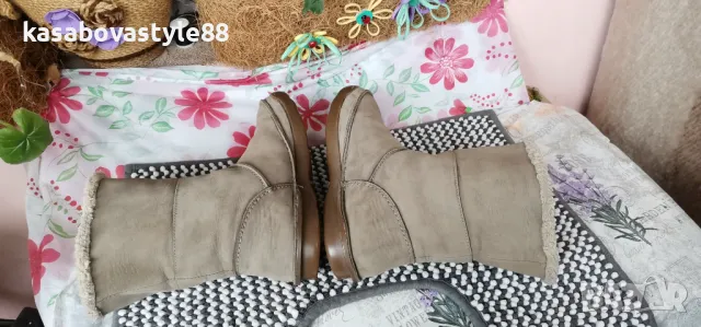 Къси ботушки Clarks 38н , снимка 4 - Дамски ботуши - 47958715