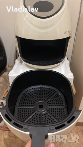 Фритюрник с горещ въздух Ariete AIR FRYER XXL - чисто нов!, снимка 4 - Уреди за готвене на пара - 53909896