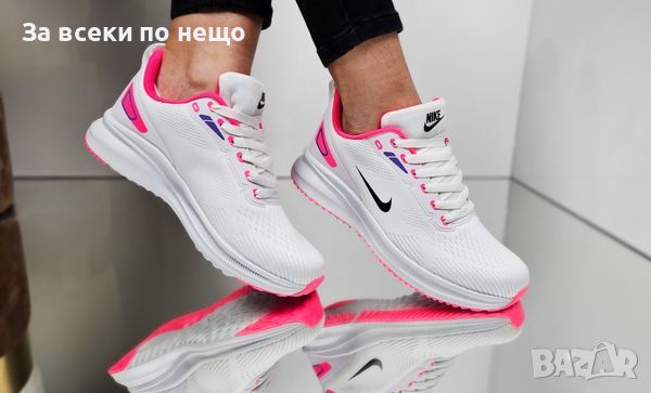 Дамски маратонки Nike, снимка 3 - Маратонки - 46700129