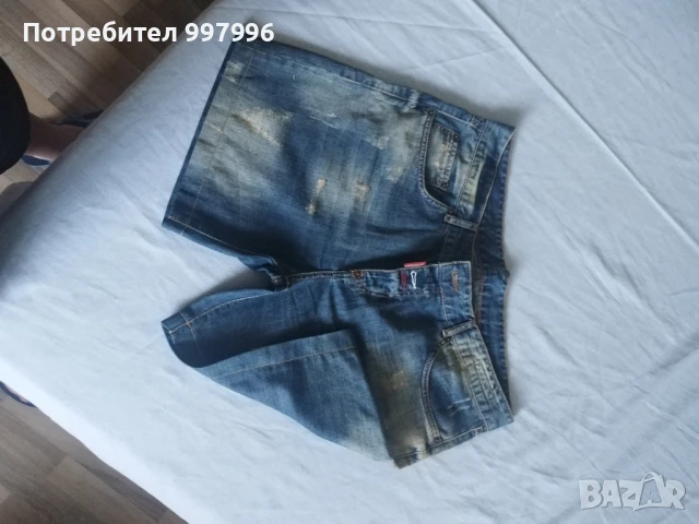 къси дънки- DSQUARED- унисекс XL размер, снимка 15 - Къси панталони и бермуди - 50990457