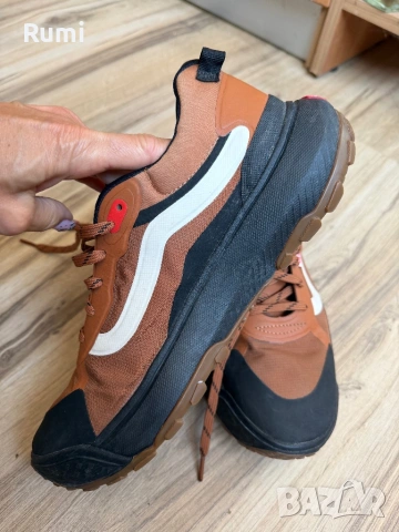 Оригинални  маратонки Vans MTE Ultrarange Neo Vr3   ! 43 н, снимка 3 - Маратонки - 51724896