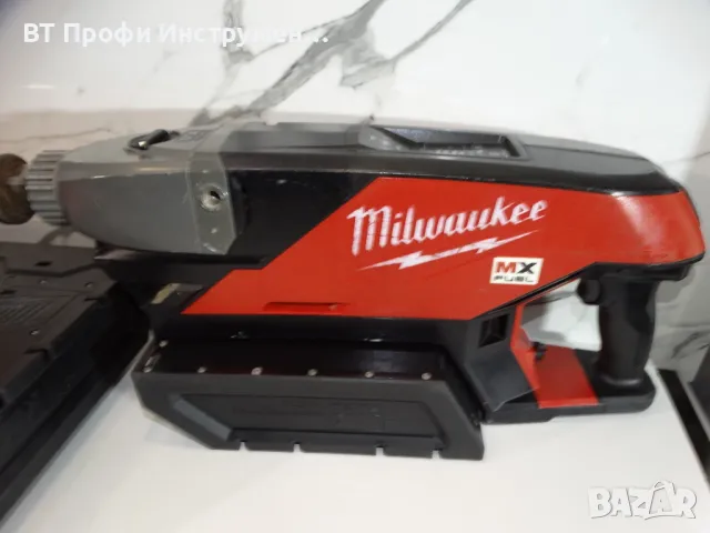 Milwaukee MXF DCD 150 / 2 x 6.0 Ah - Диамантено пробивна машина, снимка 2 - Други инструменти - 48422203