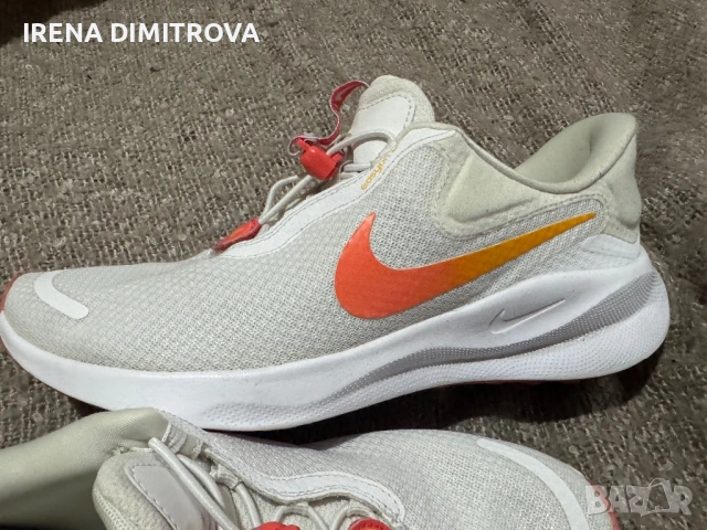 Nike revolution номер 42