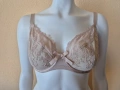 Сутиен 75D, бежов, дантела, с банел Chantelle, снимка 1