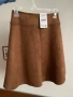 Нова кожена / велурена пола С размер, снимка 1