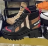 Дамски боти на платформа Burberry 36 номер , снимка 1
