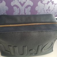 Оригинални чанти Lui jo,Guess, снимка 8 - Чанти - 45934846