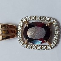 Руски златен медальон  с естествени гранат и брилянти, снимка 1 - Обеци - 45666968