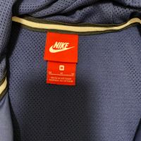 ''Nike Sportswear Hooded Woven Archive''оригинално мъжко яке М размер, снимка 3 - Якета - 45358246