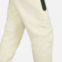 Мъжко долнище Nike Tech Fleece Coconut Milk - размер L, снимка 4 - Спортни дрехи, екипи - 45880581