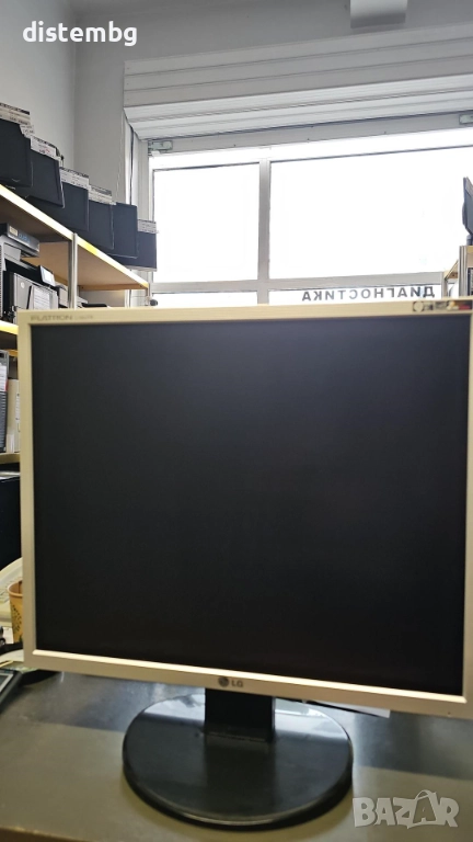 Монитор LG L1953TR   19'', снимка 1