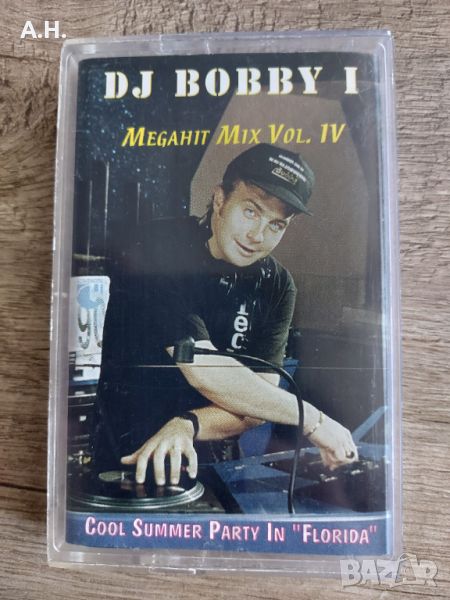 DJ Bobby I - Megahit Mix Vol. IV, снимка 1