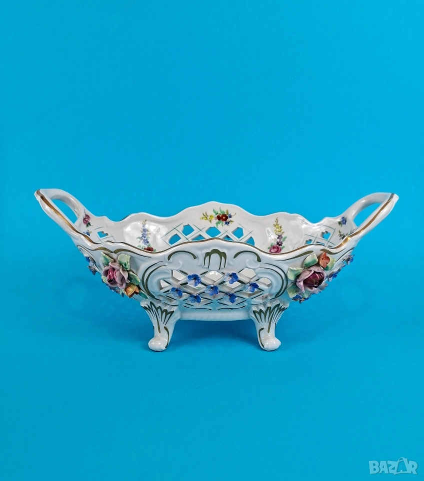 Ажурна фруктиера с релефни цветя - Sandizell, Dresden, 60-те г., снимка 1