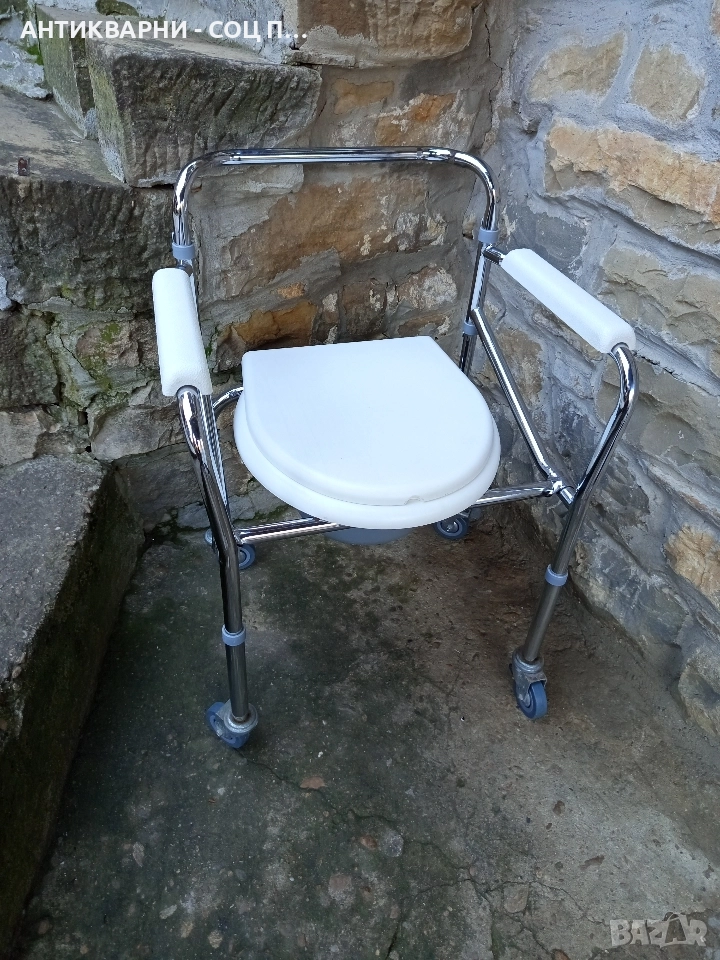 Стар Инвалиден Тоалетен Стол. , снимка 1