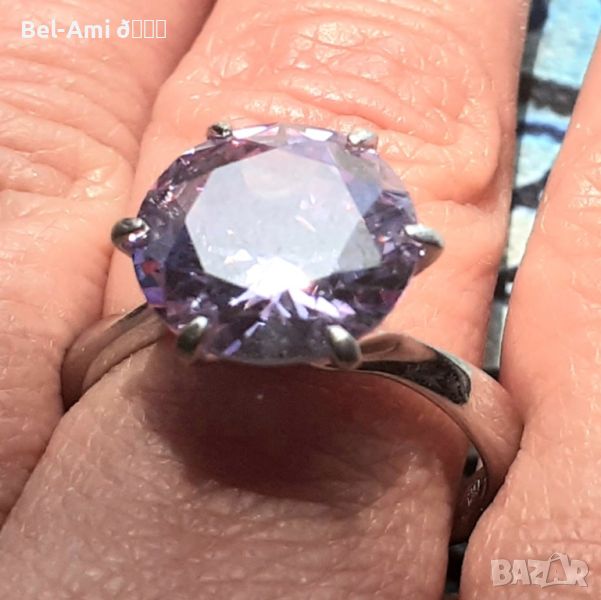 Невероятно красив сребърен пръстен с голям лилав камък, снимка 1