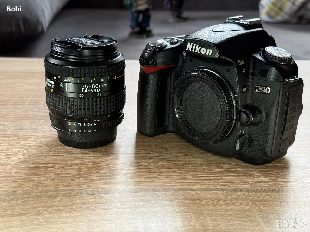 Nikon D90 + обектив и аксесоари, снимка 1