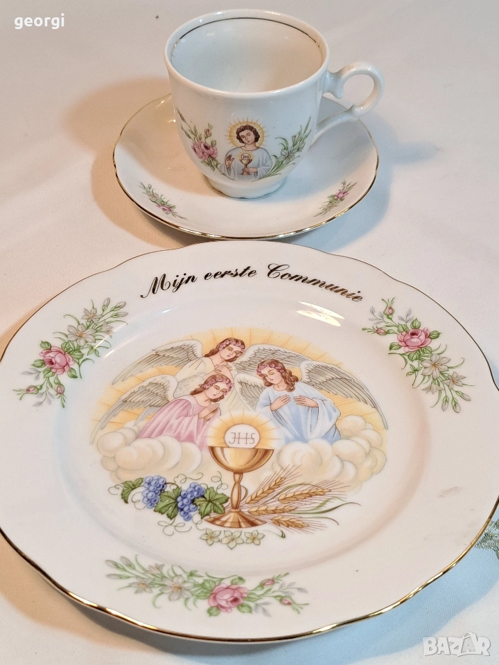 немски порцеланов троен сет за кафе с църковни мотиви 32/3, снимка 1