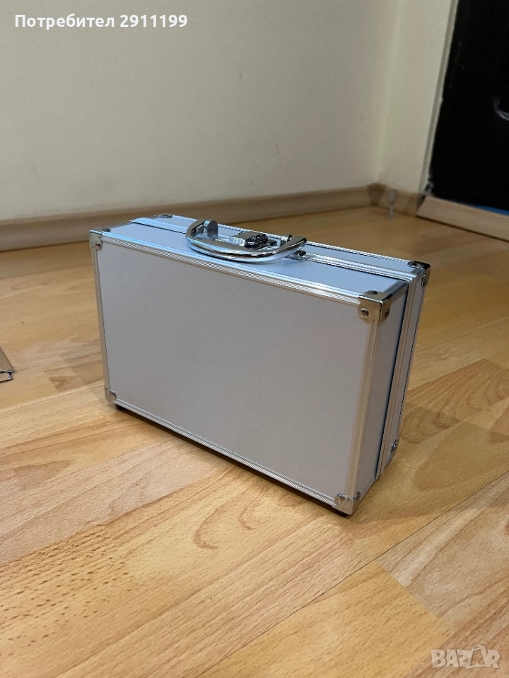 Малък алуминиев куфар, снимка 1
