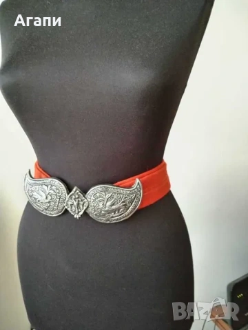 Колан с пафти от автентичен плат червен, черен и шарен