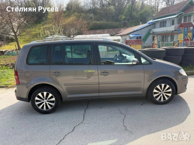 VW Touran 1.4 TSI 140 к.с / Холандия  - , снимка 15 - Автомобили и джипове - 53372017