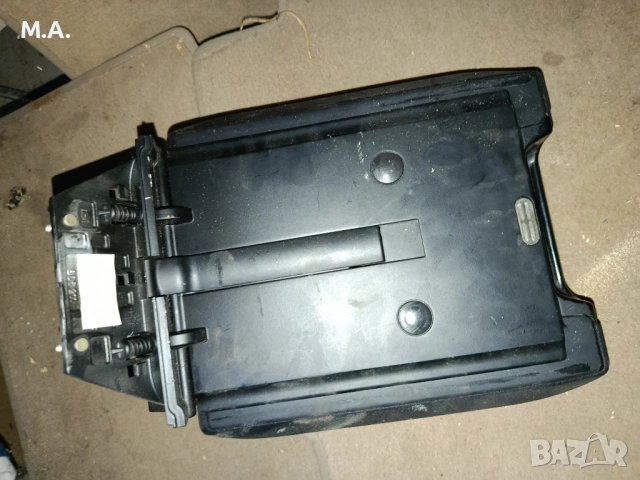 Подлакътник е39 BMW, снимка 2 - Части - 52012370