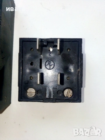 Стара неупотребявана розетка + щепсел за телефон 1988г., снимка 3 - Други ценни предмети - 53455189