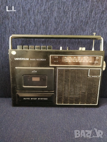 Немски ретро радио касетофон Universum , снимка 2 - Радиокасетофони, транзистори - 51919950
