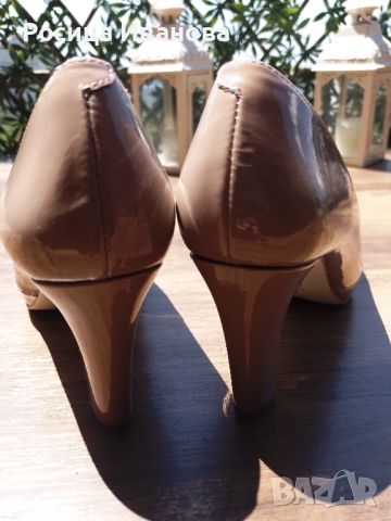 Нови испански обувки Unisa, снимка 2 - Дамски обувки на ток - 46018864